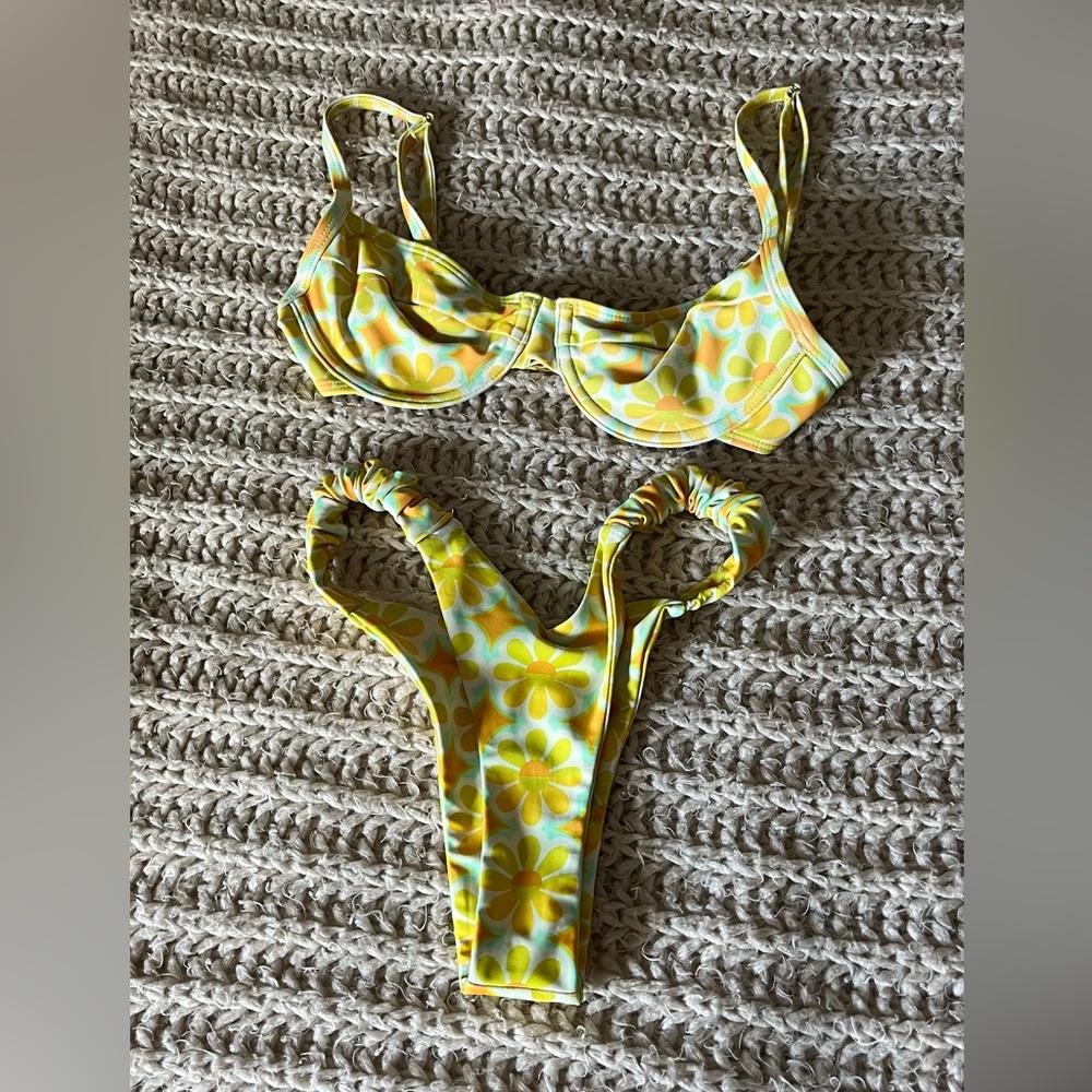 Kulani Kini Bikini Set